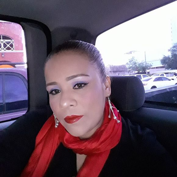 Meet your Posher, Ruth - Picture 1 of 1